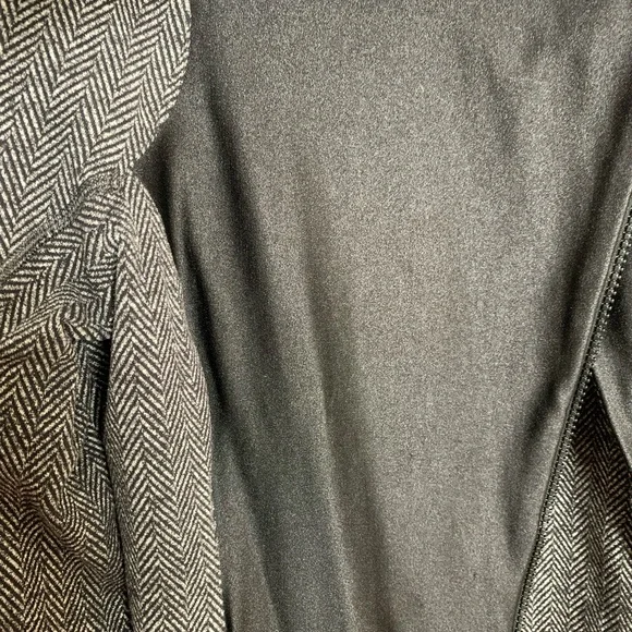 Lululemon Asymmetric Jacket - Picture 6 of 6